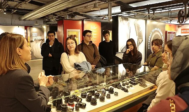 Büyükşehir’le fotoğrafın tarihsel yolculuğuna çıktılar