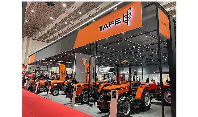 TAFE Traktör, İzmir Tarım Fuarı’nda yeni bahçe ve meyve traktörlerini sergiliyor