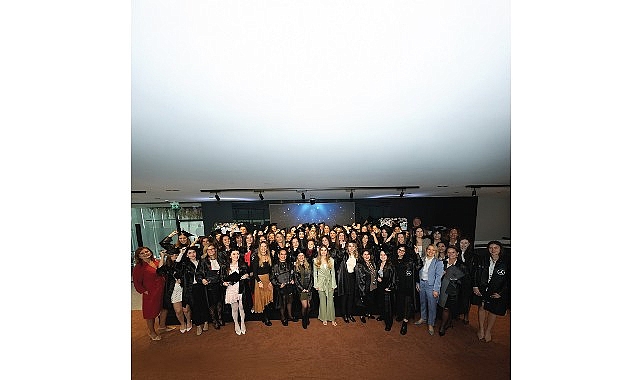Mercedes-Benz She’s Mentoring Programı, 3.Yılında Geleceğin Kadın Liderlerini Desteklemeye Devam Ediyor