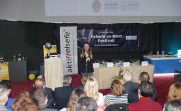 Konak’ta Felsefe ve Bilim Festivali’ne yoğun ilgi