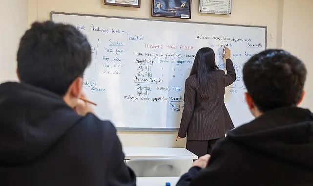 Büyükşehir’in gençlere eğitim desteği sürüyor