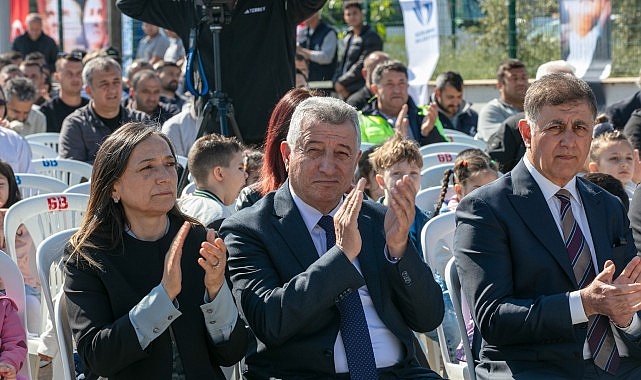 Güzelbahçe’de Eğitime Güçlü Destek