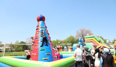 İnegöl’de 23 Nisan Coşkusu Hafta Sonu Da Devam Etti