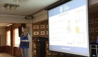 Uzmanından Ebeveynlere Bağımlılıkla Mücadele Eğitimi