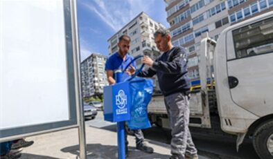 ESHOT’tan duraklarda temizlik hareketi