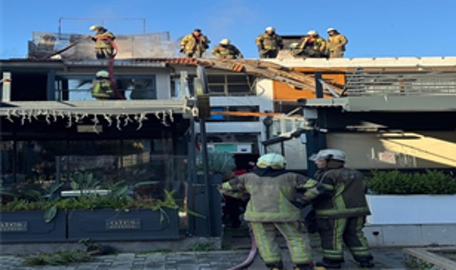 İzmir’de itfaiyenin hızlı müdahalesi faciayı önledi