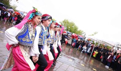 Çankaya’da Dopdolu Bir 23 Nisan