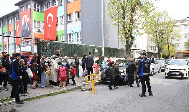 Öğrenciler için güvenli yol: Zabıta okul önlerinde görevde