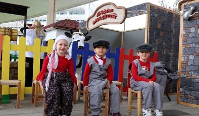 Milli İrade Meydanı çocuklarla dolup taştı