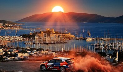 Bodrum Yaza Ralli ile Merhaba Diyor