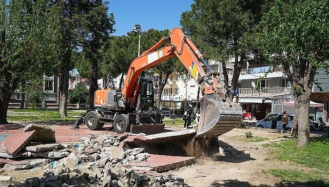 Şehit Ferit Yaşarlar Parkı baştan sona yenileniyor