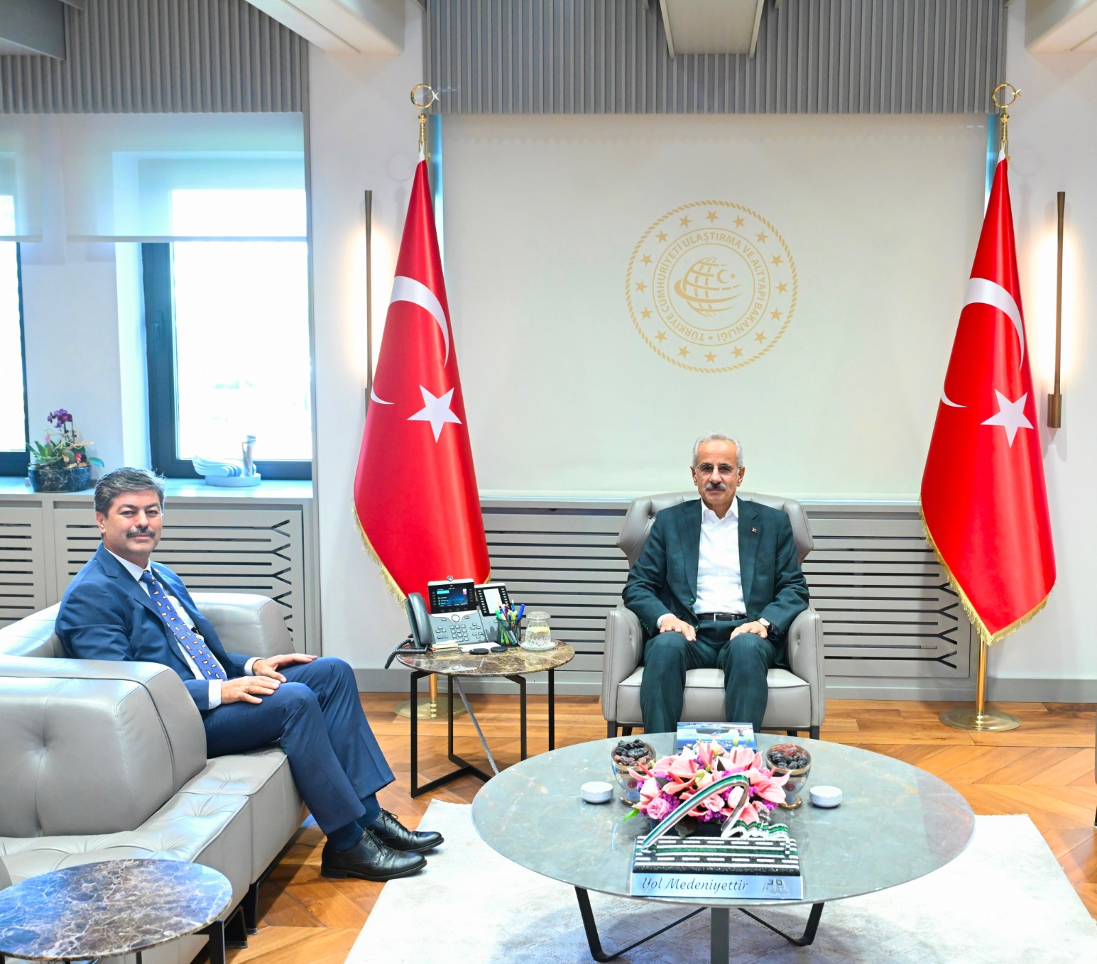 Kırşehir İçin Ankara’da Ulaşım Zirvesi: Yol Projelerinde Yeni Dönemin Kapısı Aralandı